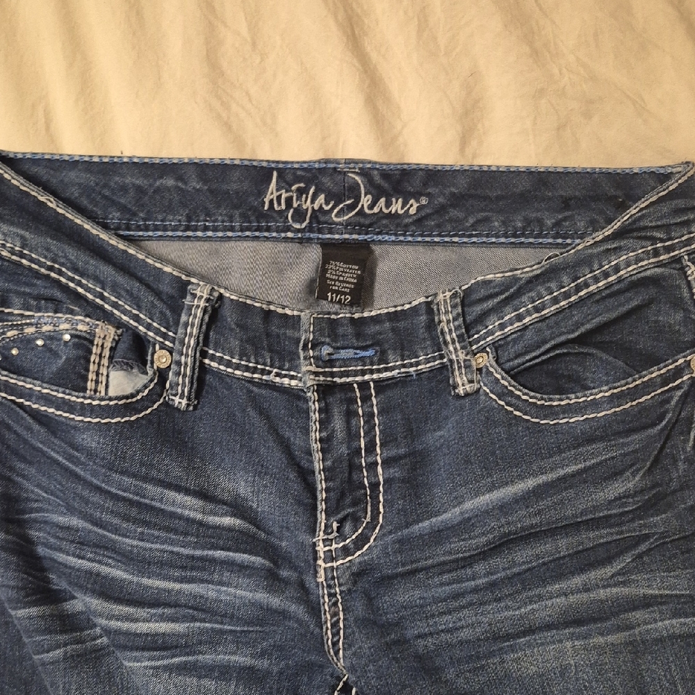 Women’s Dark Blue Stretch Jeans